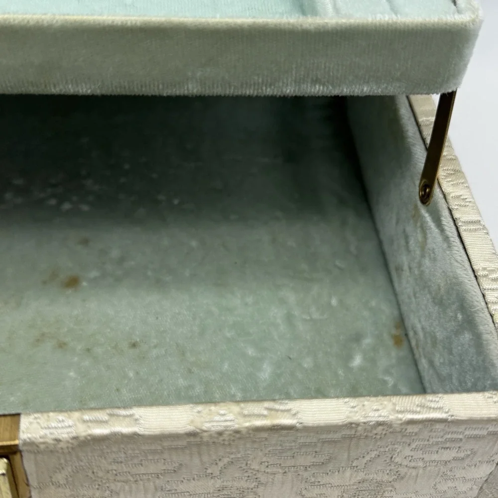 Vintage Farrington White Jewelry Box Light Blue Velvet Lined 2 Tier w Key *READ*